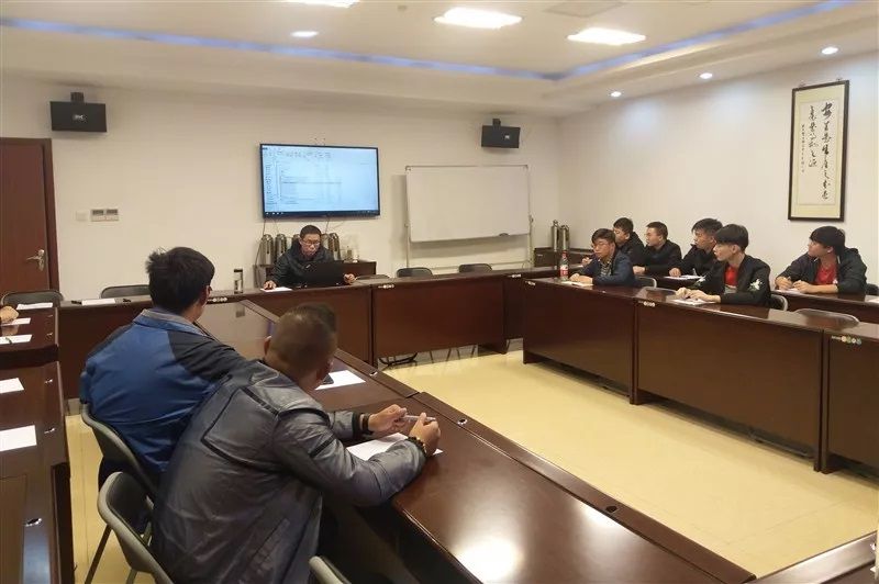 鎮揚汽渡公司舉行2019年新員工入職安全三級教育培訓(圖2)